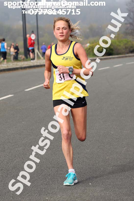Senior womens 2019 Elswick Harirers Good Friday Road Relay, Newburn, Newcastle. Photo:  David T. Hewitson/Sports for All Pics